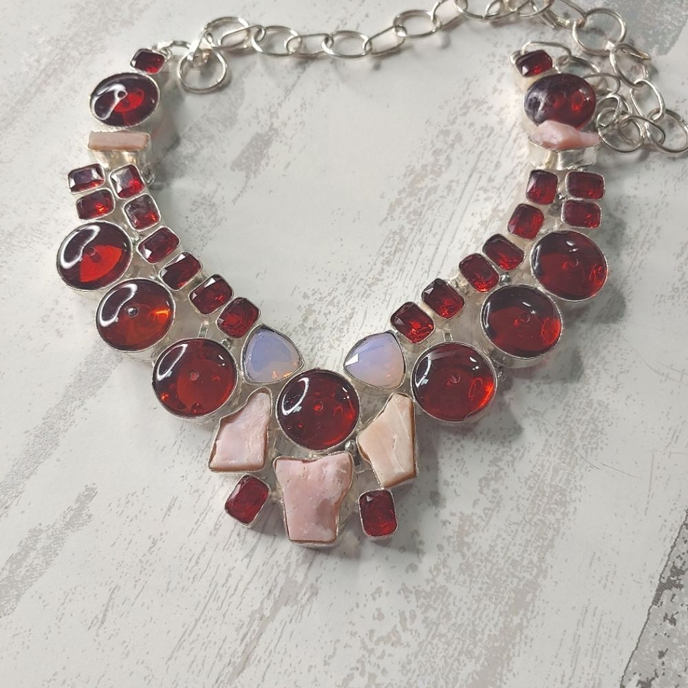 Stunning Handmade Stone Set Collar